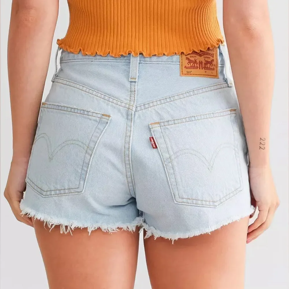 Levi's 501 Original Fit High Rise Cutoff Raw Hem Light Wash Shorts in Ojai Lake
